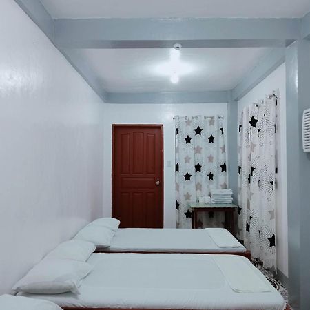 Ludy'S 2 Pension House Carles Bilik gambar